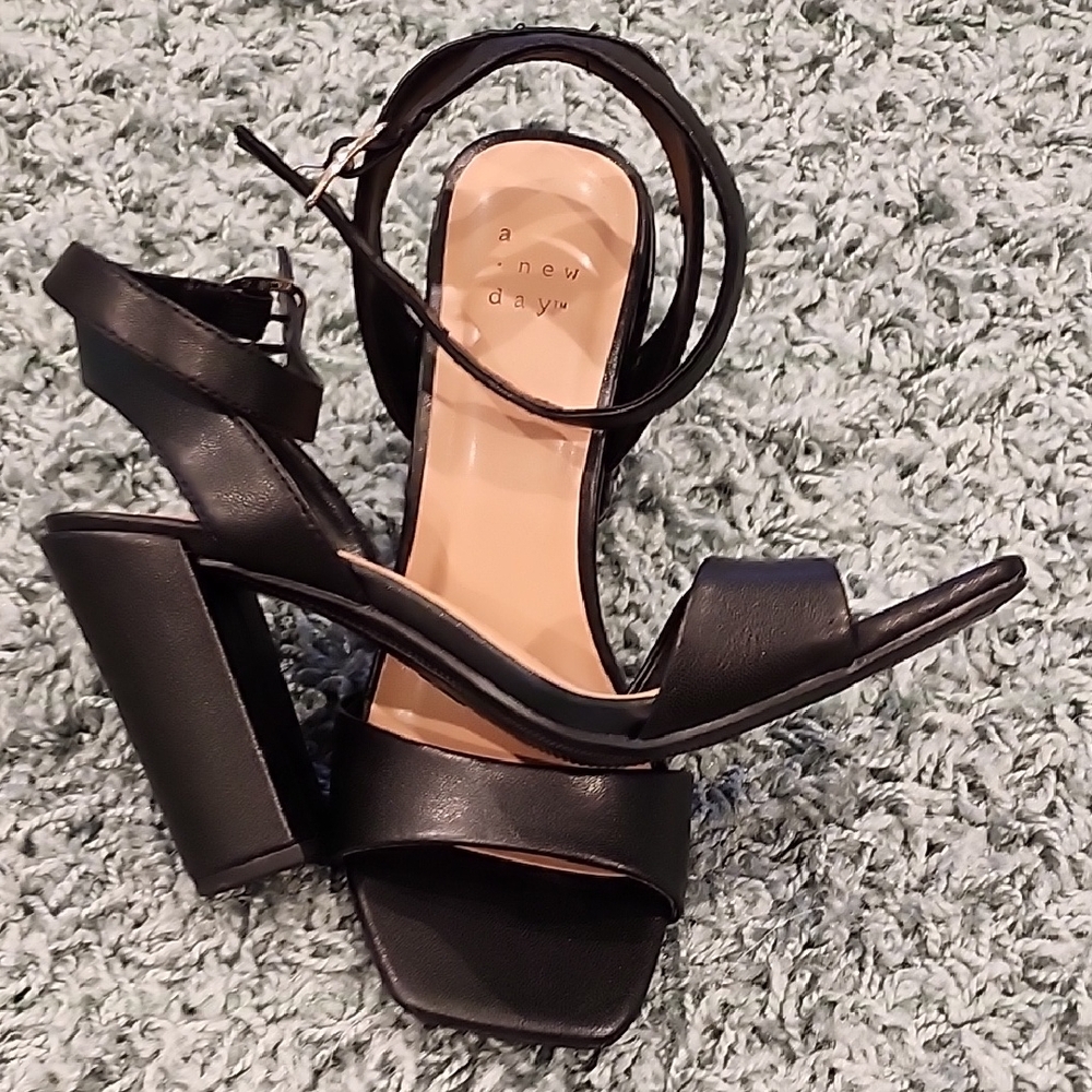 A New Day Black Block Heel Sandals
